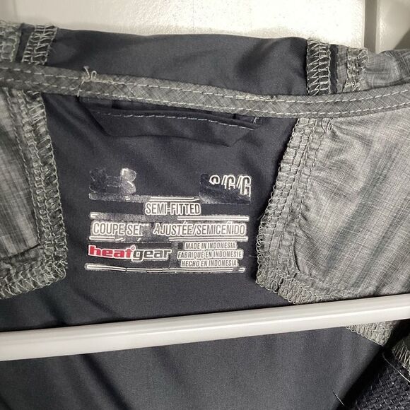 Ladies Under Armour Lightweight hooded Rain Jacket‎ Large gray - Picture 4 of 4